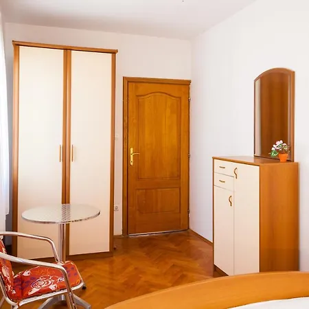 Appartement Beach 3 Podstrana