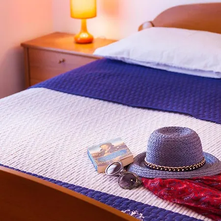 Beach 3 * Podstrana