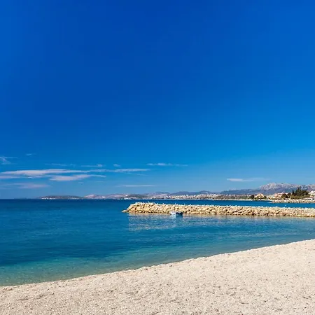 Beach 3 * Podstrana