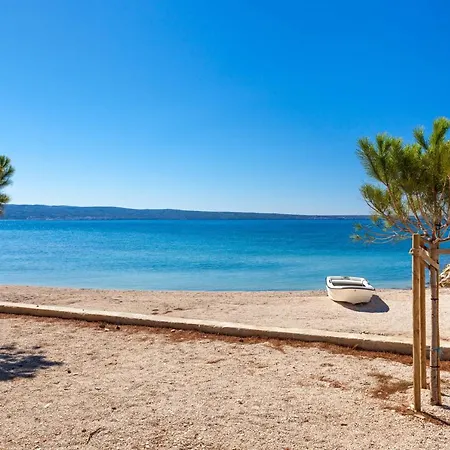 Beach 3 * Podstrana